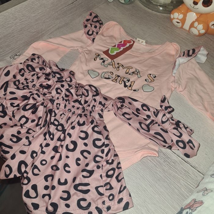 Ensemble bébé fille taille 70