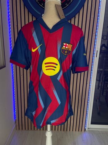MAILLOT BARCA NEUF AVEC ÉTIQUETTE