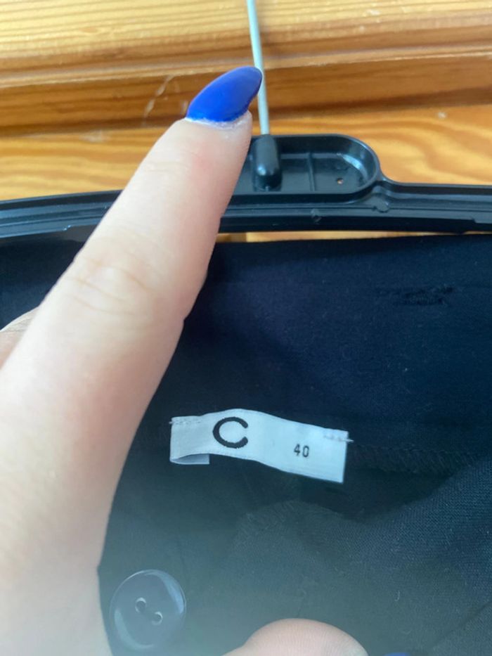 Pantalon femme 40 neuf - photo numéro 2