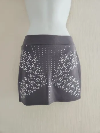 Jupe grise détails argentés Amisu 36