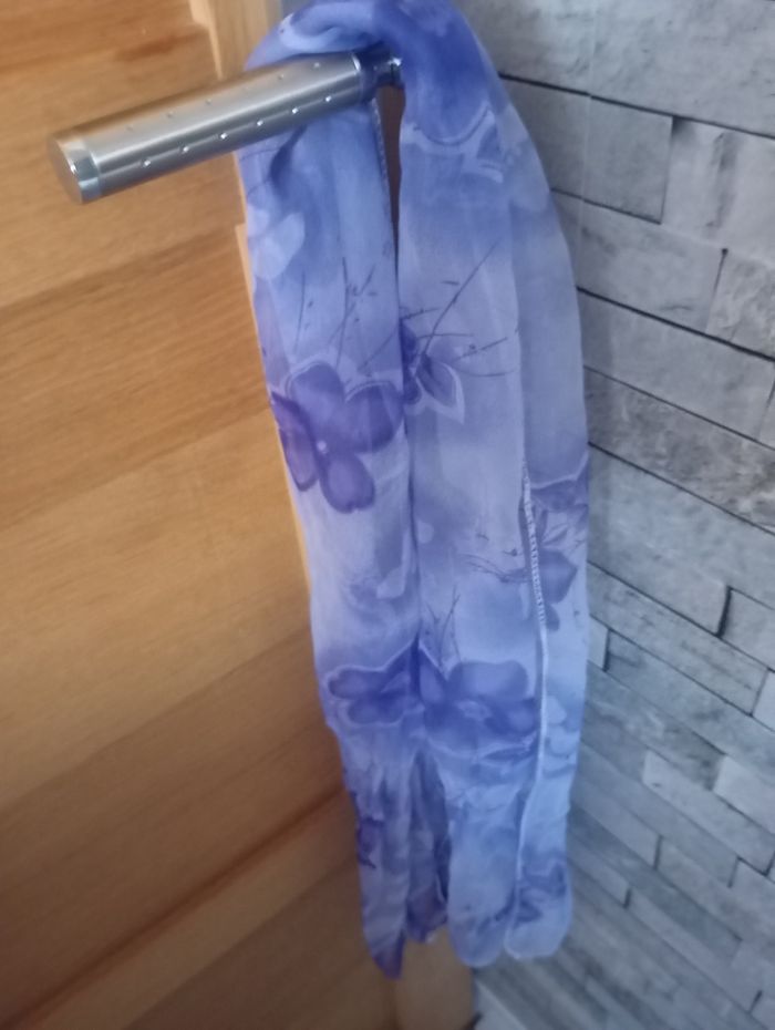 Foulard femme - photo numéro 3