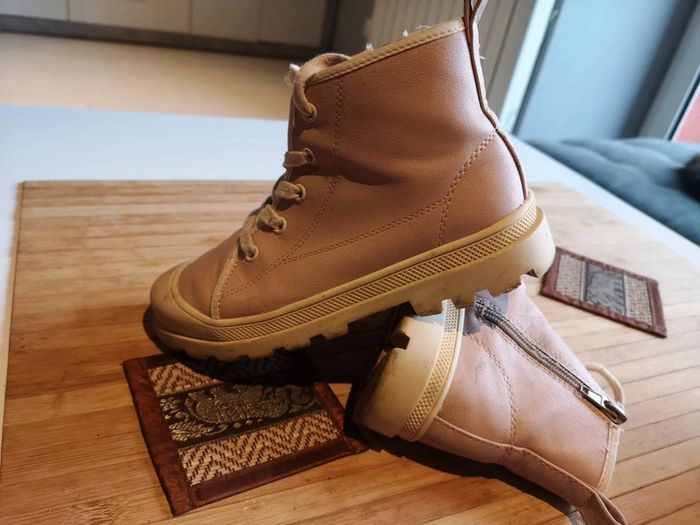 Chaussure lacet fille 32