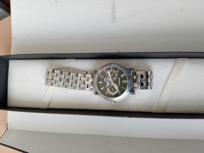 Montre chronographe Rodania phase de lune - photo numéro 6