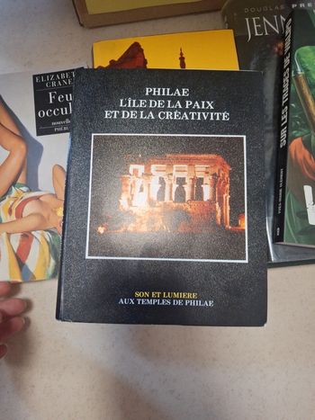 Livre philae l'île de la paix et de la créativité