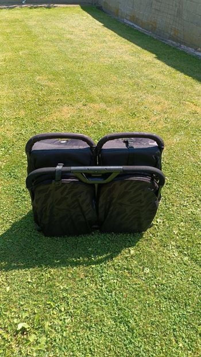 Poussette double - photo numéro 4