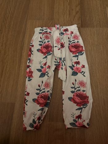 pantalon à fleurs
