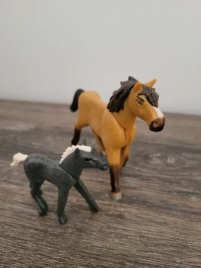 Playmobil- cheval +poulain - photo numéro 2