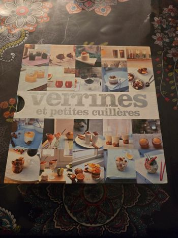 Verrines et petites cuillères