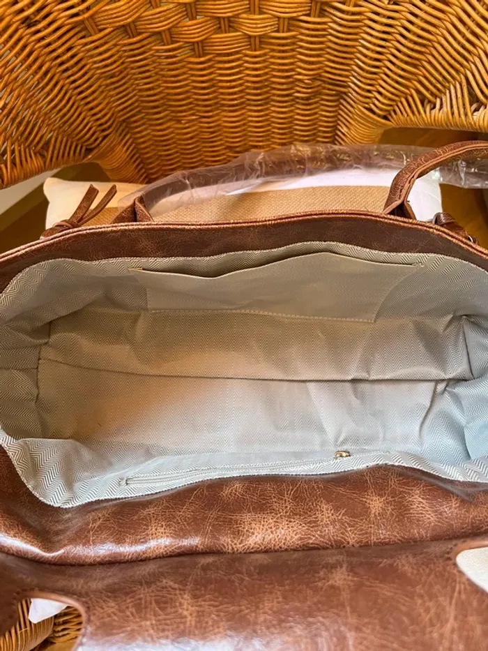 Sac style vintage y2k marron aspect verni neuf [ref 2507SBr139] - photo numéro 13