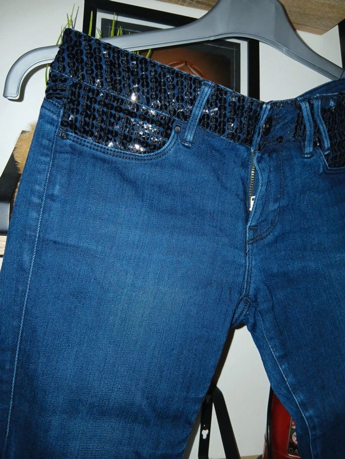 Jeans guess taille 36 - photo numéro 4