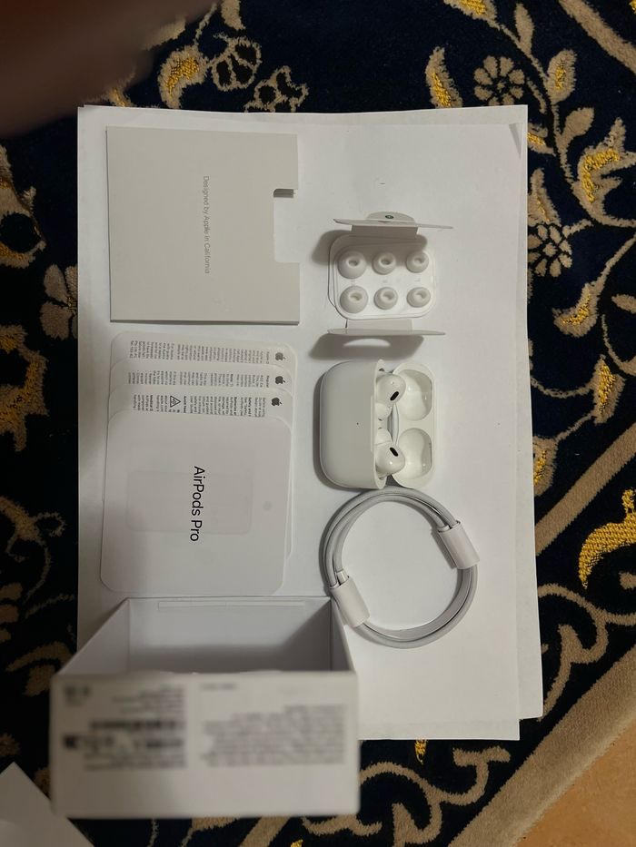 Airpods pro 2 tout neuf - photo numéro 8