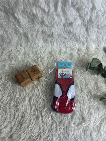 Lot de 2 paires de chaussettes Spiderman taille 19-20