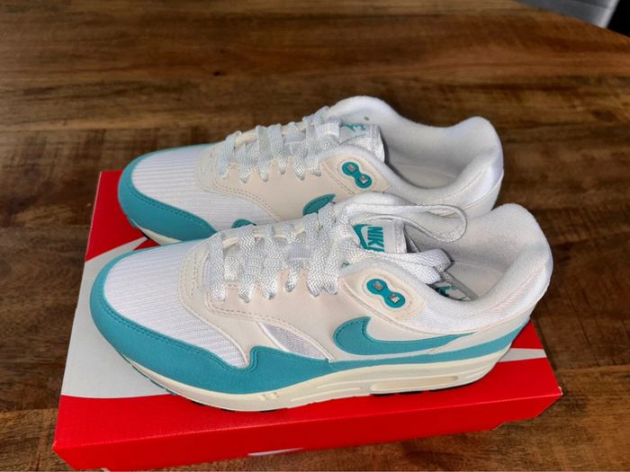 Air Max 1 P.36,5 Neuves unisex - photo numéro 3