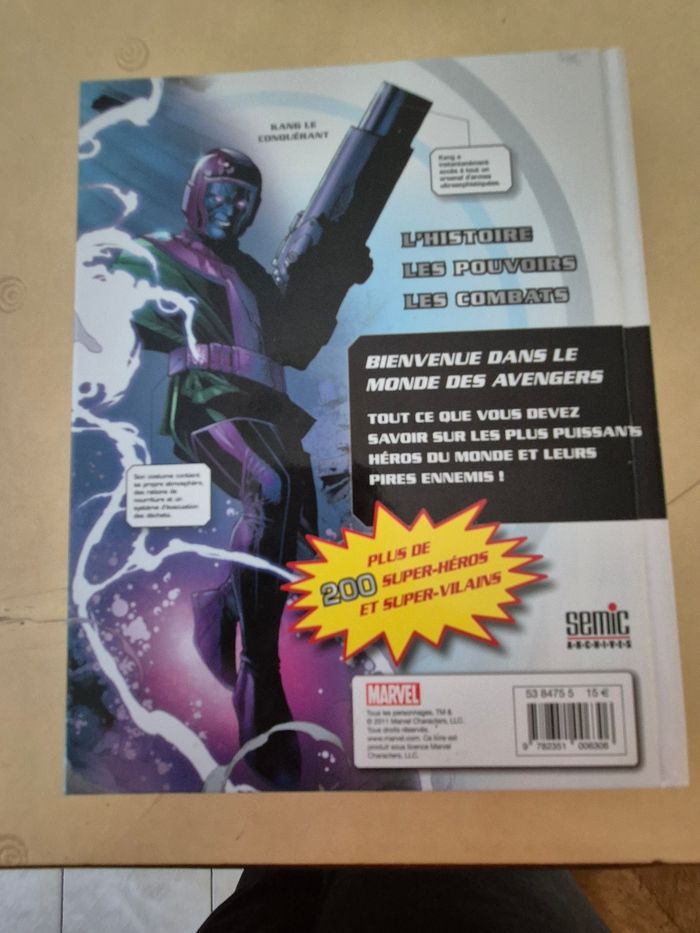 Livre "Avengers Le guide complet des personnages" - photo numéro 2