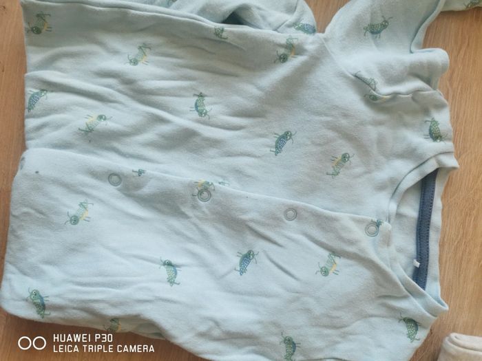 Lot 2 pyjamas léger 9 mois - photo numéro 2