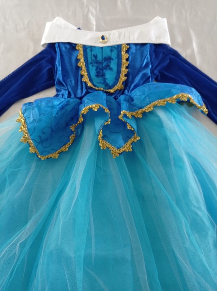 Déguisement robe princesse et accessoires 6ans - photo numéro 3