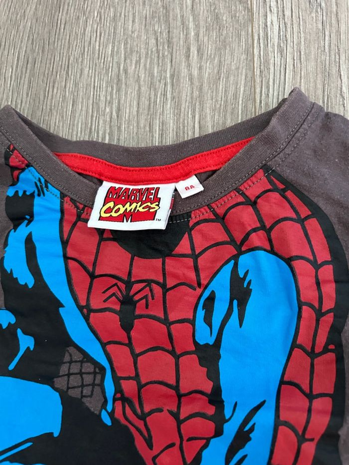 Tee shirt Spiderman 8 ans - photo numéro 2