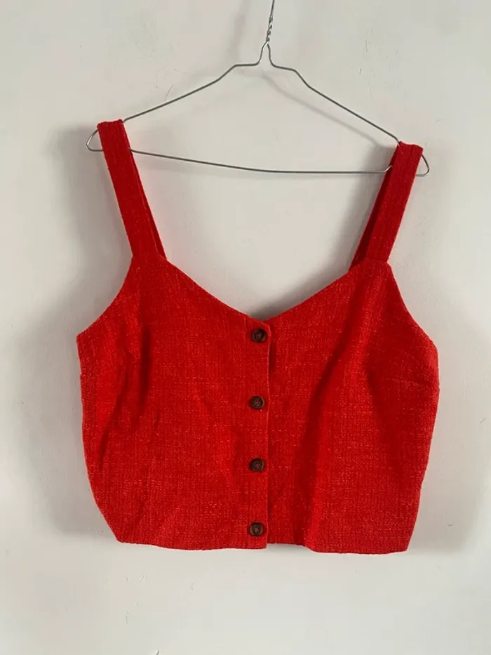 Crop top