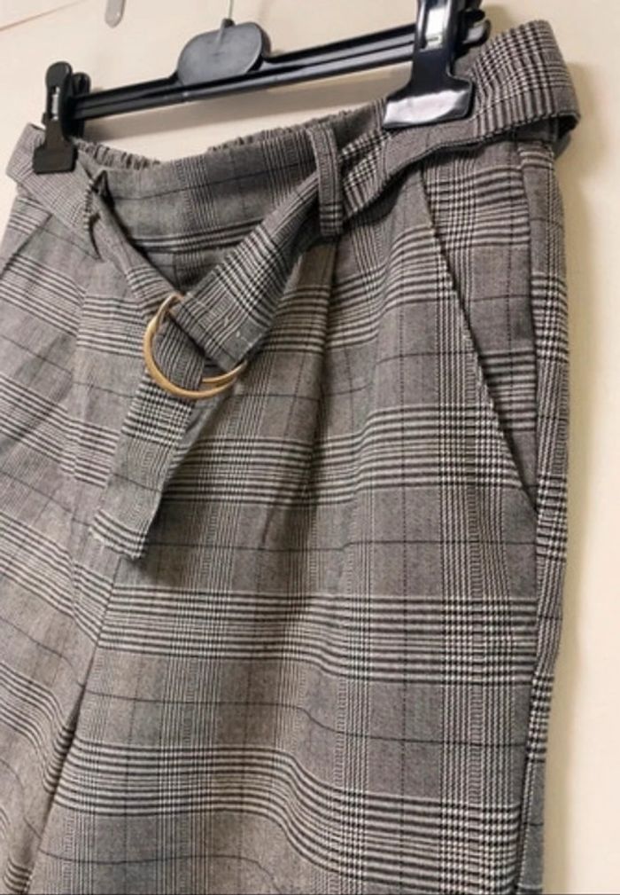 Joli pantalon gris avec poches La Halle taille 36 - photo numéro 3
