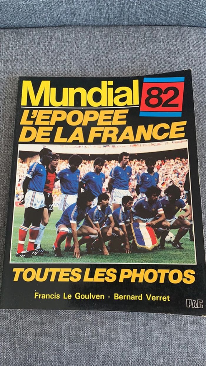 Mondial 82 L’épopée de la France / Livre foot