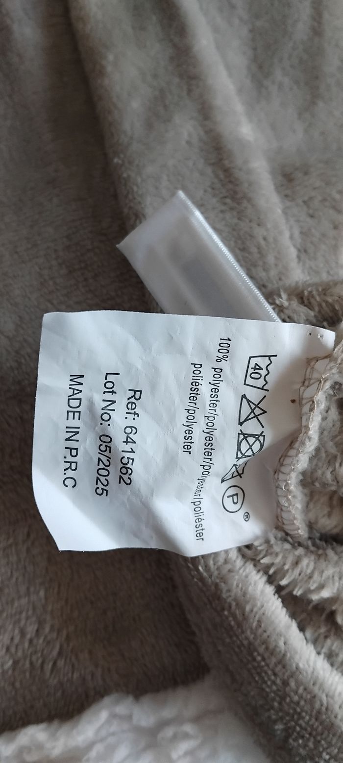 Poncho Polaire intérieur Quasi neuf beige nude - photo numéro 10