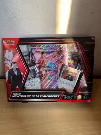 Pokémon Coffret Mewtwo de la Team Rocket