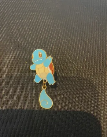 Pin’s Carapuce Squirtle Pokémon broche en très bon état