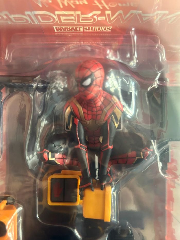 Figurine Spider Man No Way Home D Stage - photo numéro 2