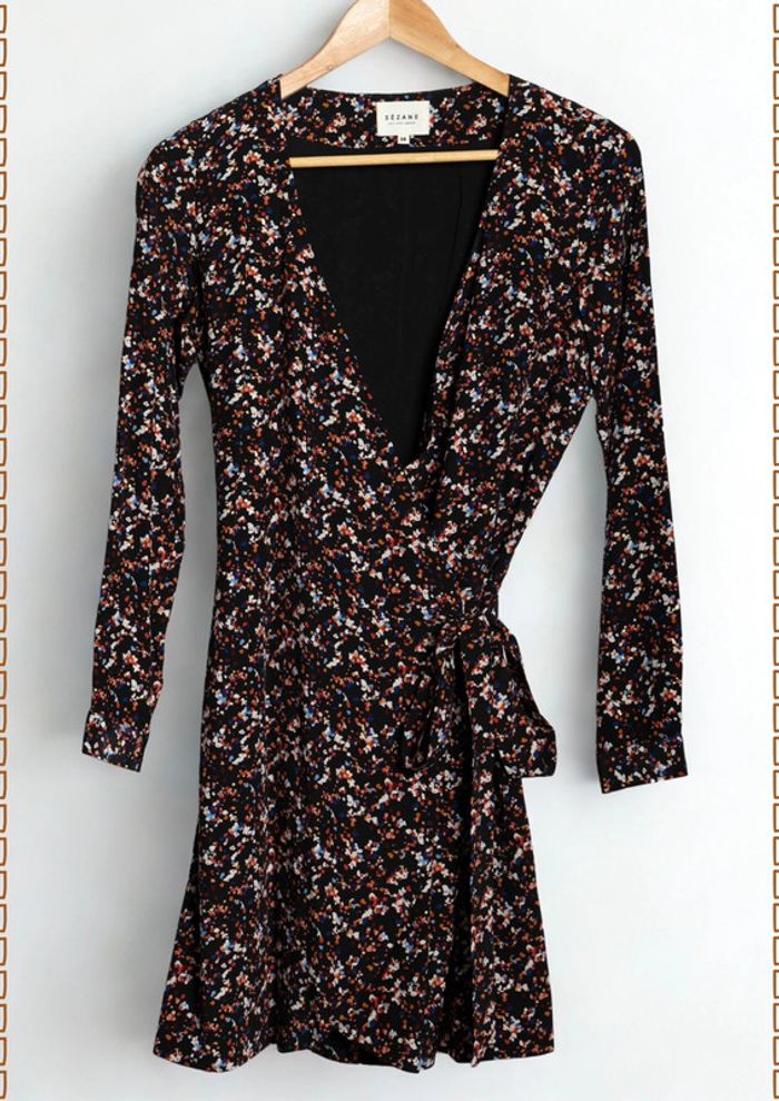 Robe fleurie portefeuille Sézane Taille 38 - photo numéro 8
