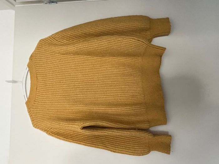 Pull jaune PRIMARK taille L – doux, coloré et tendance, bon état - photo numéro 2