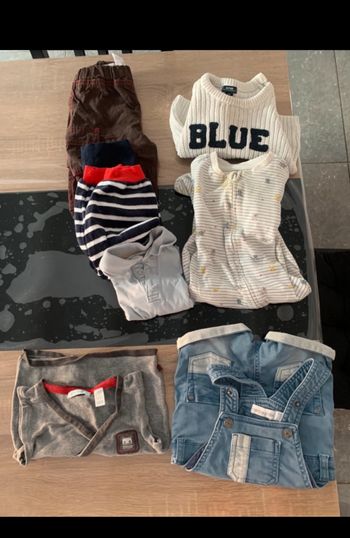 Vêtements garçon 6/9 mois.