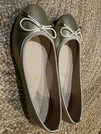 Ballerines dorées Manoukian