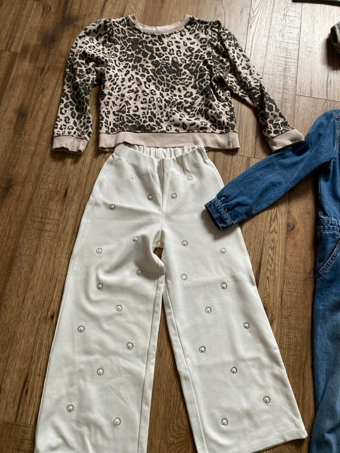 Lot de vêtements fille 9 ans - photo numéro 2