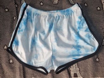 Short tie and dye 10ans