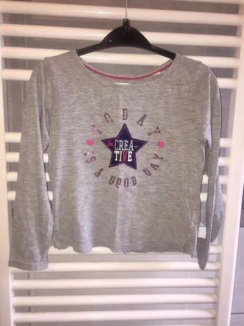 T shirt Okaidi 8 ans en tbe à 3 euros