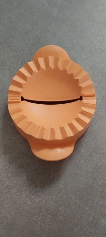 Moule a gâteau chaussons tupperw