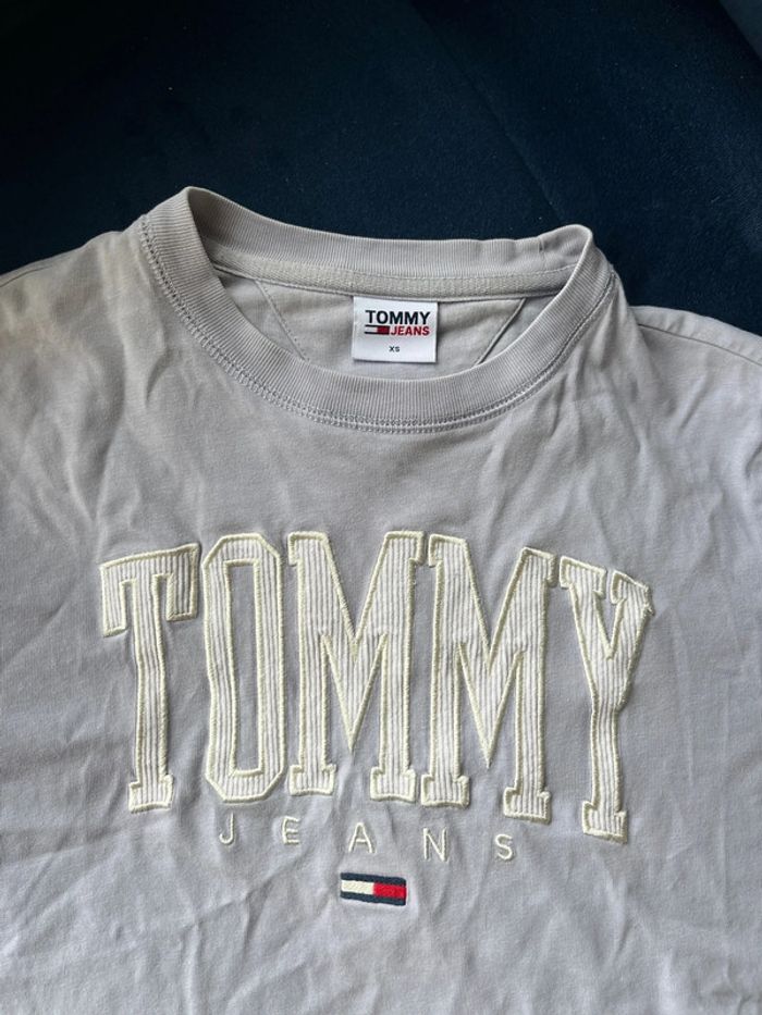 t-shirt tommy hilfiger - photo numéro 2