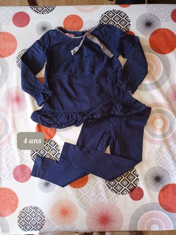 Tenue ensemble blouse marine Taille 4 ans