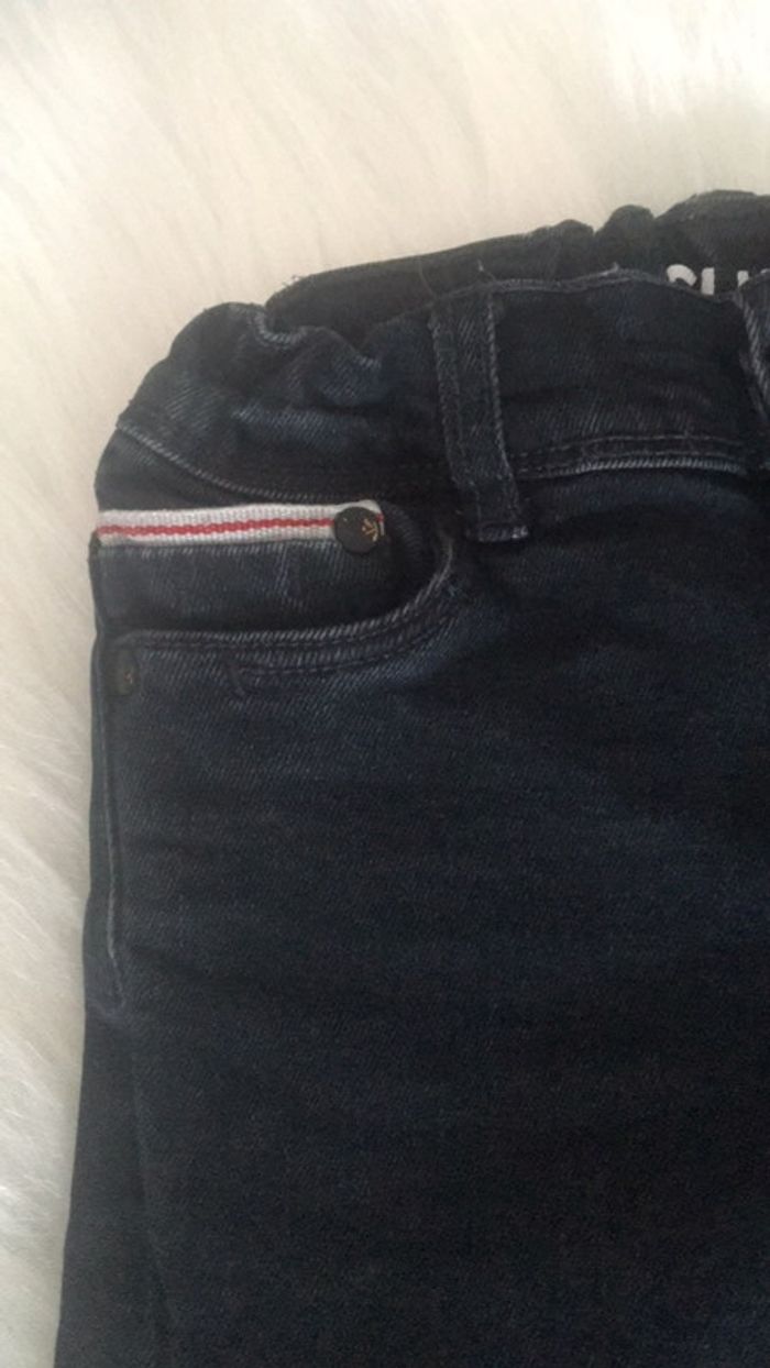 Jean slim effet usé - photo numéro 3