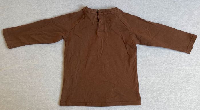 T-shirt manches longues NEUF 18m - photo numéro 4