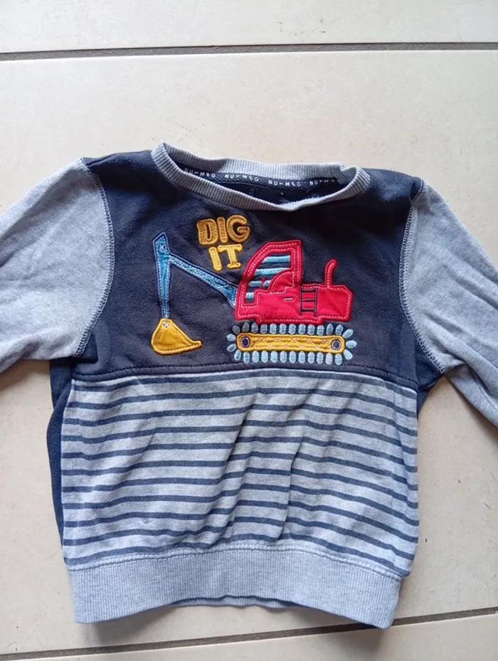 Pull pelteuse