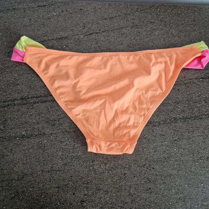 Bas de maillot de bain. - photo numéro 2