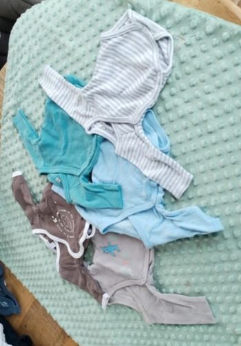 Lot de 5 bodies naissance 