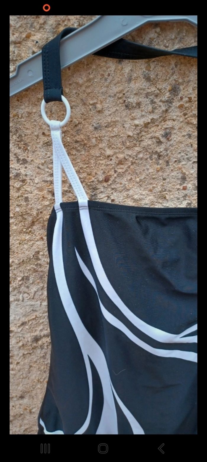 Maillot de bain gainant - photo numéro 3
