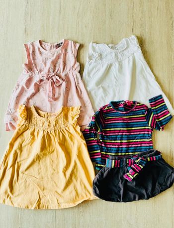 Lot de robes bébé fille multiple marque