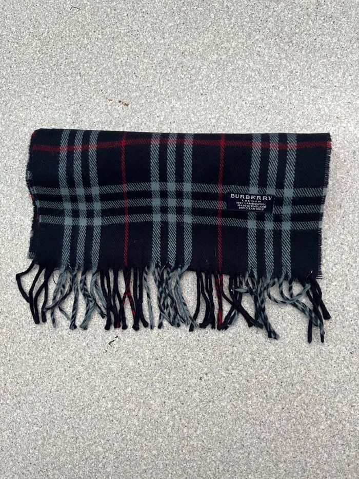Écharpe Burberry - photo numéro 4