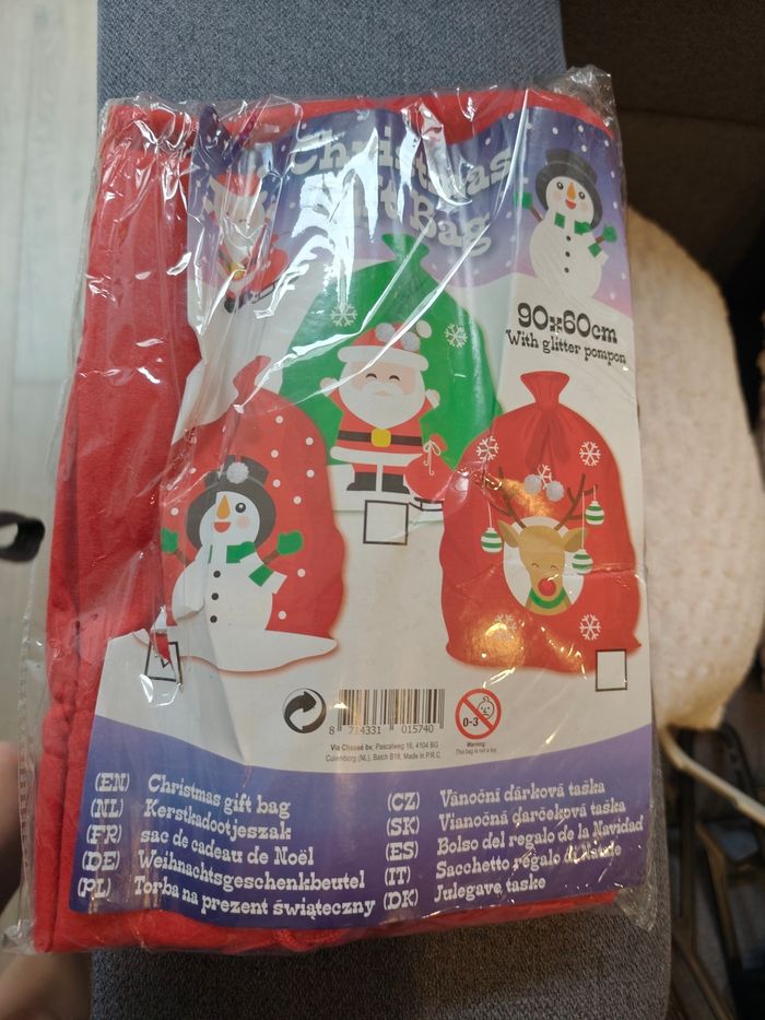 Hôte de père Noël en tissu - photo numéro 2