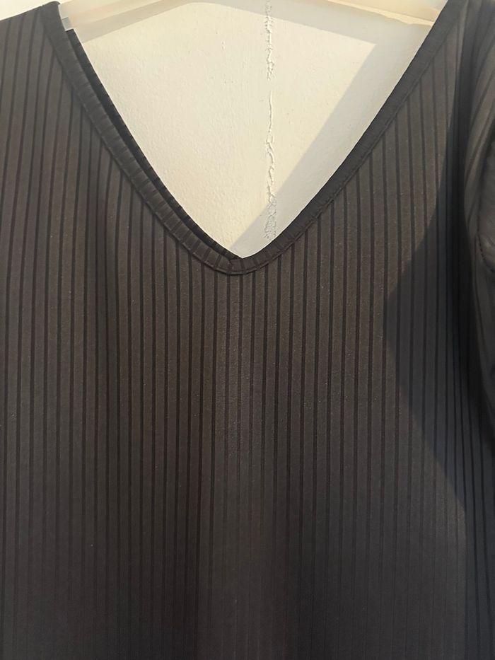 Robe noire été 36 - photo numéro 2
