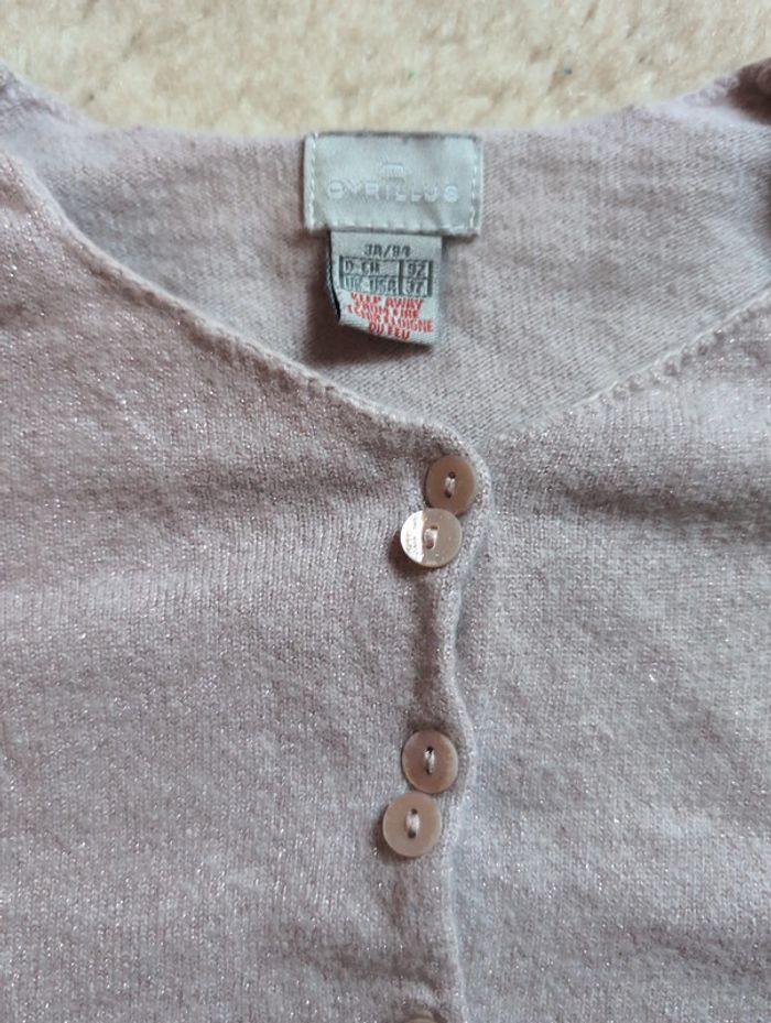 Joli pull 24 mois a 36 mois brillant - photo numéro 4