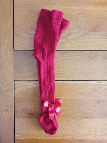 Magnifique collant rouge avec des noeuds en satin 6-12 mois